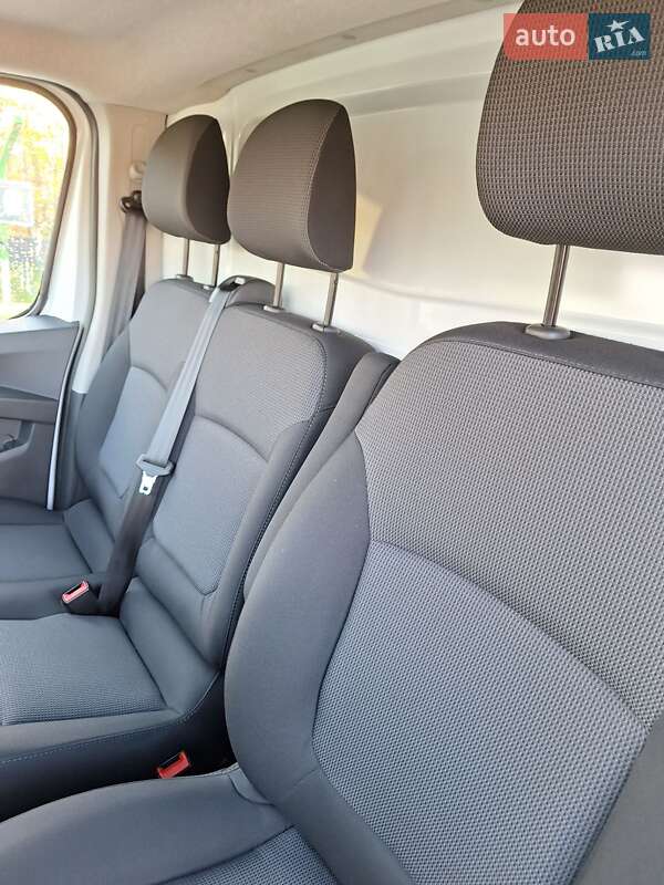 Грузовой фургон Renault Trafic 2023 в Черновцах