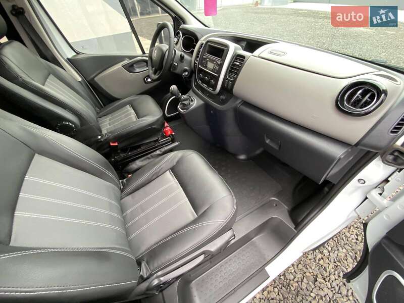 Грузовой фургон Renault Trafic 2015 в Ковеле фото 50 Грузовой фургон Renault Trafic 2015 в Ковеле