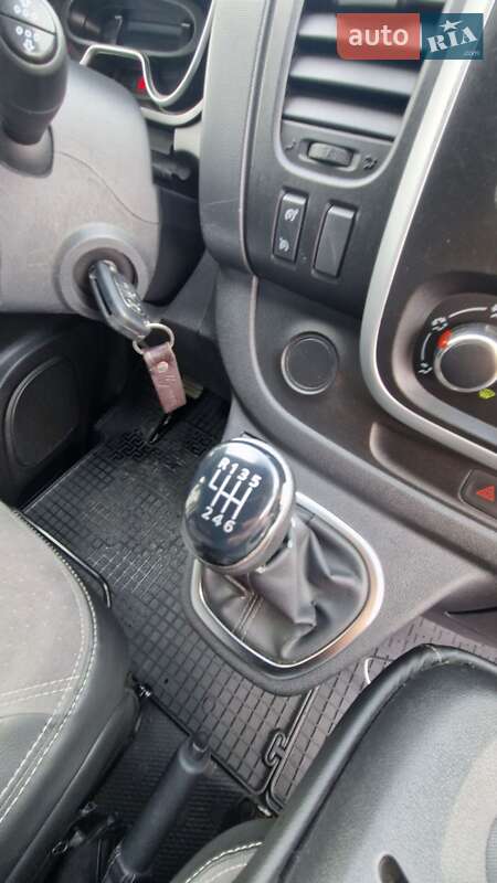 Минивэн Renault Trafic 2020 в Хмельницком фото 40 Минивэн Renault Trafic 2020 в Хмельницком