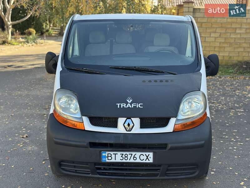 Мінівен Renault Trafic 2005 в Одесі