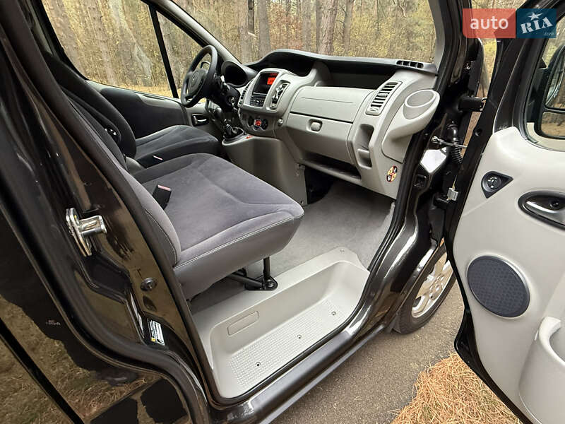 Мінівен Renault Trafic 2013 в Києві