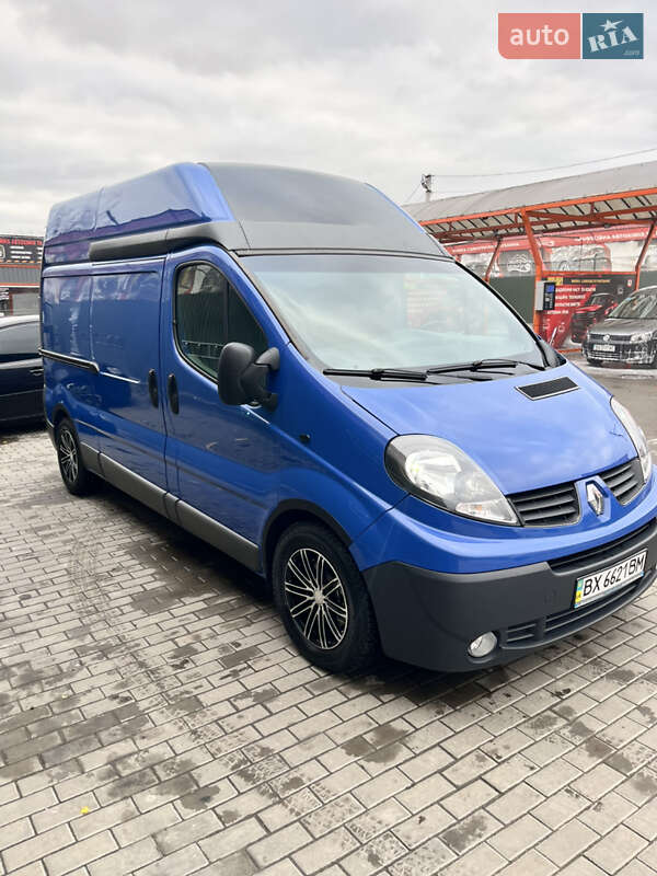 Микроавтобус грузовой (до 3,5т) Renault Trafic 2006 в Полонном фото 3 Микроавтобус грузовой (до 3,5т) Renault Trafic 2006 в Полонном