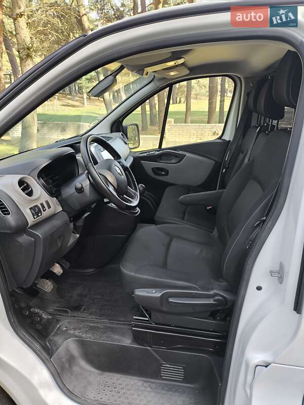 Минивэн Renault Trafic 2018 в Маневичах фото 19 Минивэн Renault Trafic 2018 в Маневичах