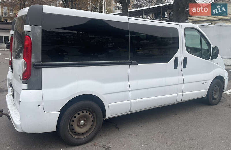 Минивэн Renault Trafic 2011 в Киеве фото 4 Минивэн Renault Trafic 2011 в Киеве