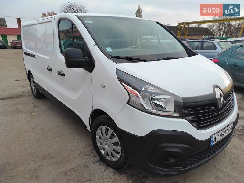Грузовой фургон Renault Trafic 2016 в Луцке