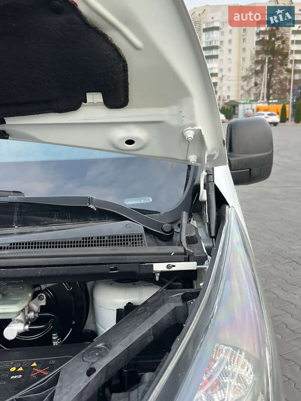 Грузовой фургон Renault Trafic 2017 в Луцке