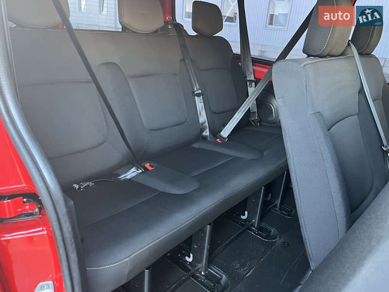 Грузопассажирский фургон Renault Trafic 2016 в Ковеле фото 23 Грузопассажирский фургон Renault Trafic 2016 в Ковеле