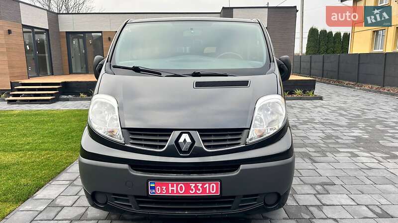 Мінівен Renault Trafic 2011 в Дубні фото 2 Мінівен Renault Trafic 2011 в Дубні