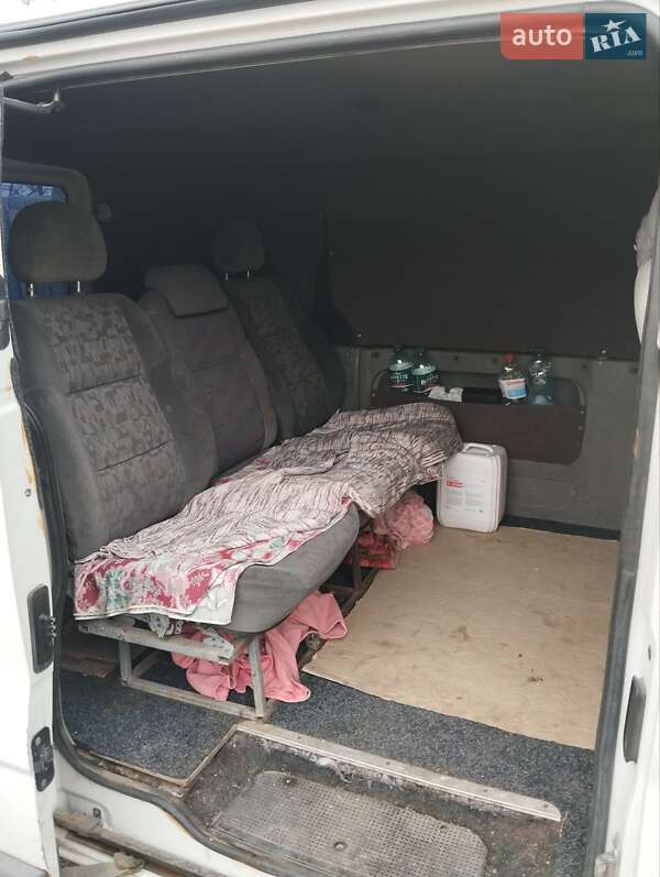 Минивэн Renault Trafic 2006 в Днепре