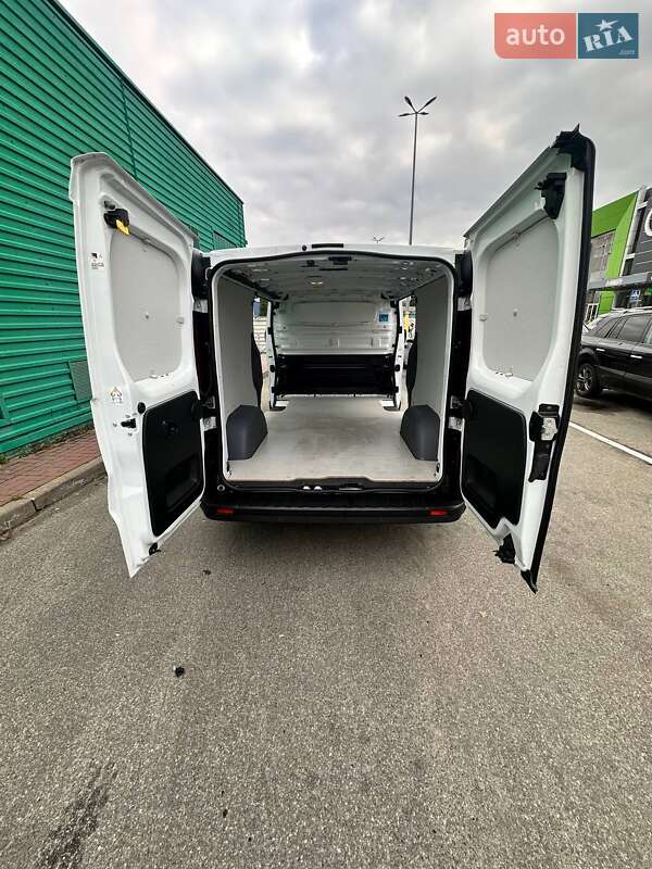 Грузовой фургон Renault Trafic 2022 в Киеве