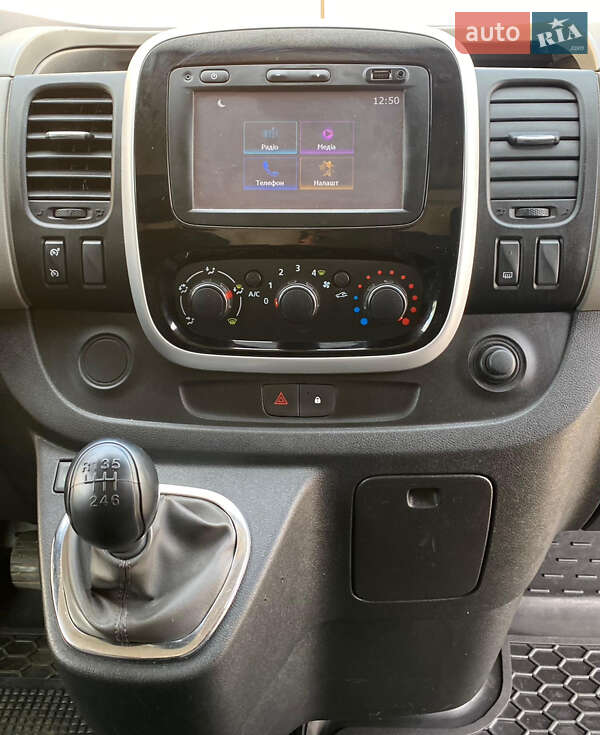 Грузовой фургон Renault Trafic 2018 в Ровно фото 16 Грузовой фургон Renault Trafic 2018 в Ровно