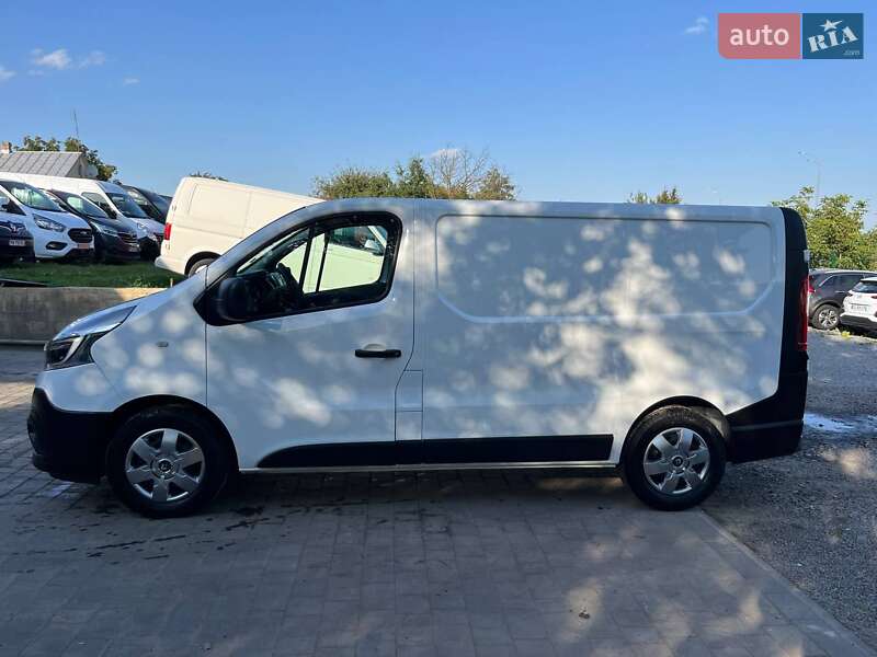 Вантажний фургон Renault Trafic 2020 в Дубні