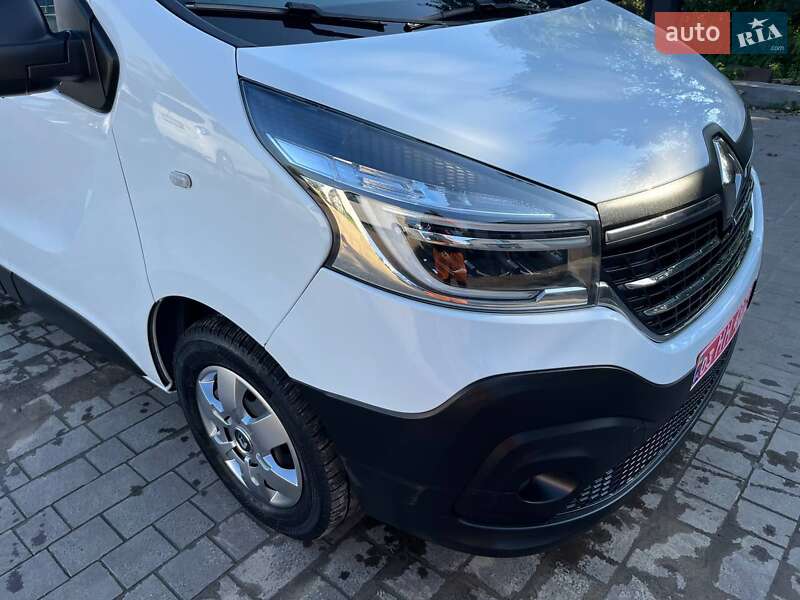 Вантажний фургон Renault Trafic 2020 в Дубні