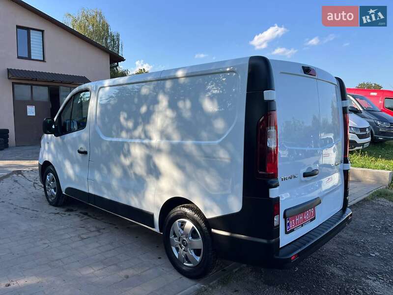 Вантажний фургон Renault Trafic 2020 в Дубні