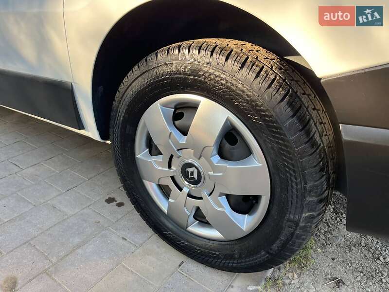 Вантажний фургон Renault Trafic 2020 в Дубні