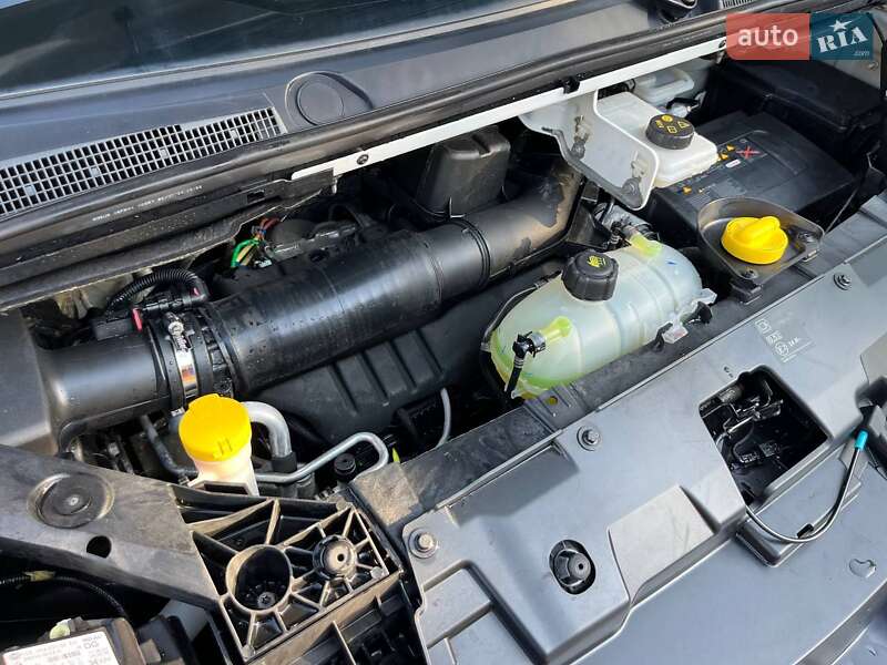 Вантажний фургон Renault Trafic 2020 в Дубні