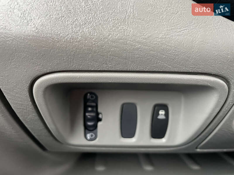 Минивэн Renault Trafic 2012 в Дубно