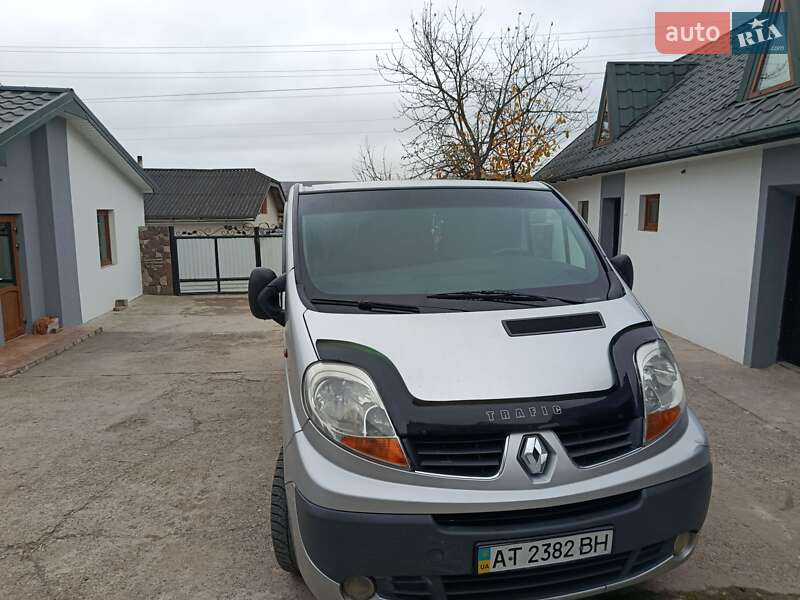 Мінівен Renault Trafic 2007 в Івано-Франківську фото 8 Мінівен Renault Trafic 2007 в Івано-Франківську