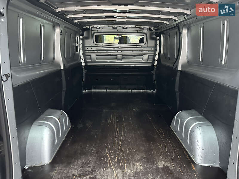 Вантажний фургон Renault Trafic 2021 в Рівному