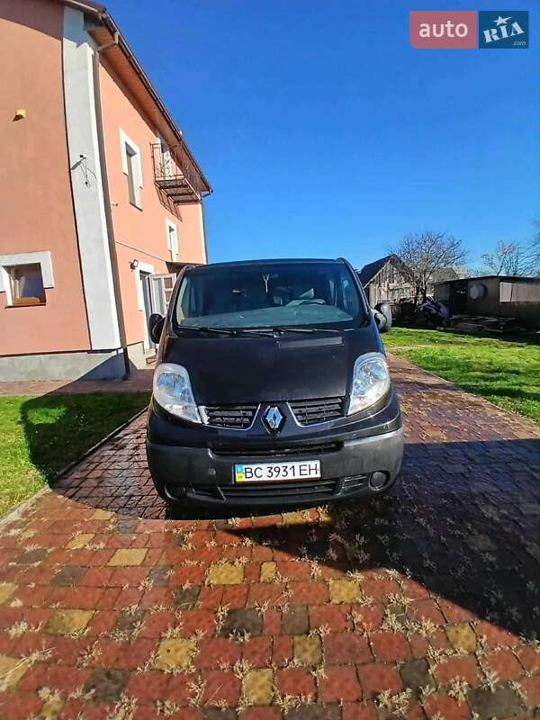 Мінівен Renault Trafic 2007 в Дрогобичі
