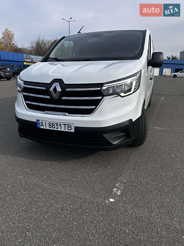 Минивэн Renault Trafic 2022 в Киеве фото Минивэн Renault Trafic 2022 в Киеве