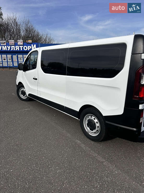 Минивэн Renault Trafic 2022 в Киеве фото 5 Минивэн Renault Trafic 2022 в Киеве