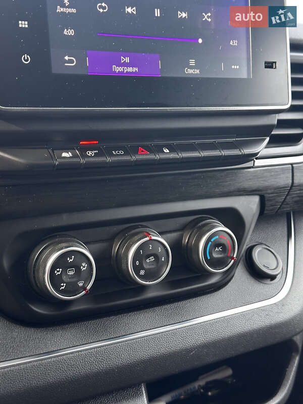 Минивэн Renault Trafic 2022 в Киеве фото 14 Минивэн Renault Trafic 2022 в Киеве