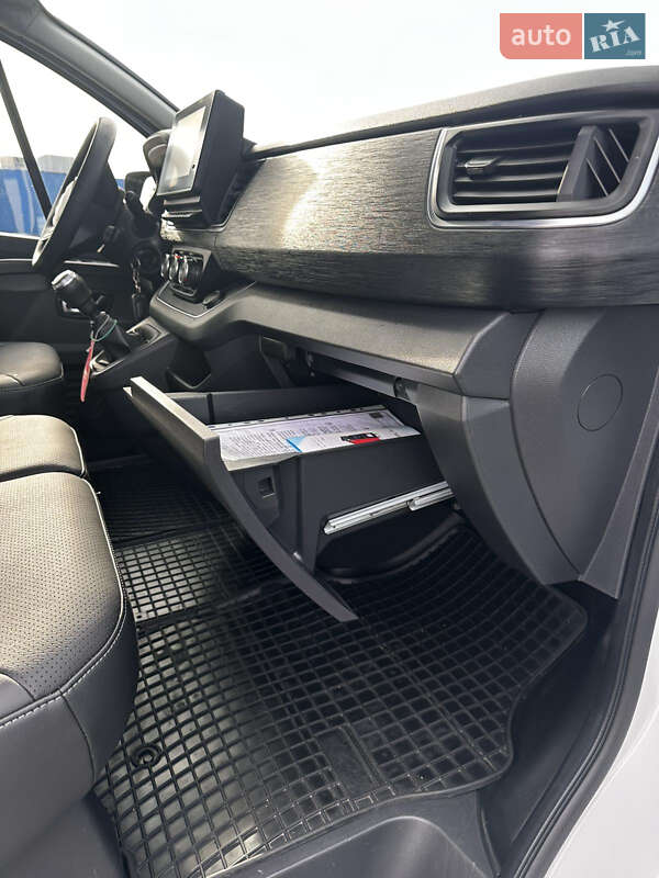 Минивэн Renault Trafic 2022 в Киеве фото 18 Минивэн Renault Trafic 2022 в Киеве