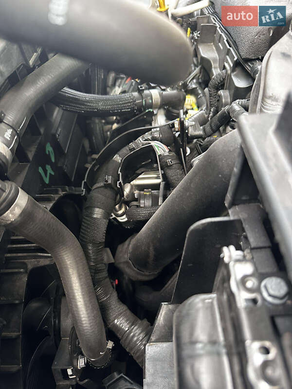 Минивэн Renault Trafic 2022 в Киеве фото 49 Минивэн Renault Trafic 2022 в Киеве