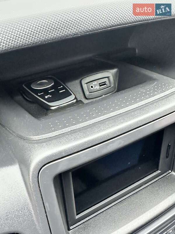 Минивэн Renault Trafic 2012 в Миргороде фото 27 Минивэн Renault Trafic 2012 в Миргороде