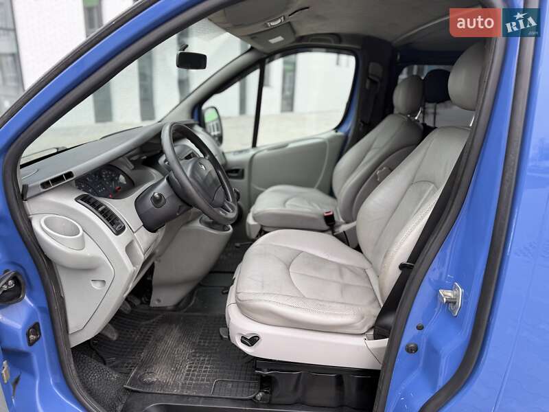 Минивэн Renault Trafic 2003 в Хмельницком фото 21 Минивэн Renault Trafic 2003 в Хмельницком