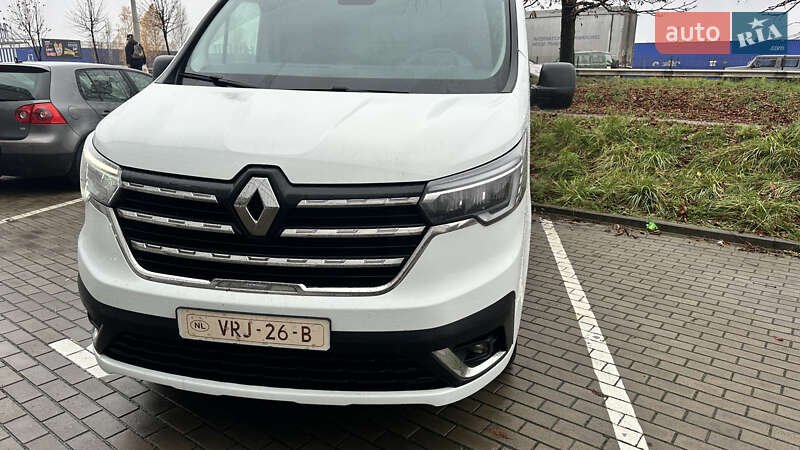 Грузовой фургон Renault Trafic 2022 в Дубно