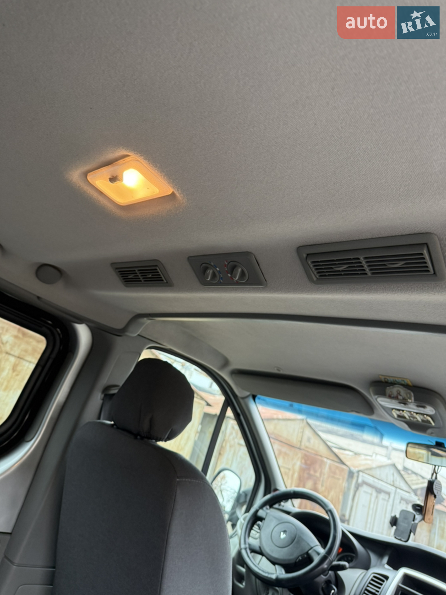 2014 Renault Trafic - мініатюра 12