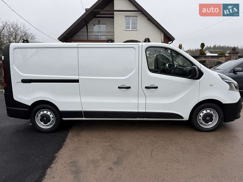 Вантажний фургон Renault Trafic 2020 в Житомирі
