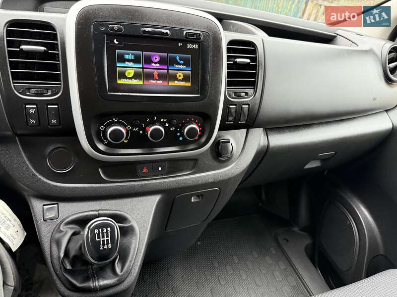 Вантажний фургон Renault Trafic 2020 в Житомирі