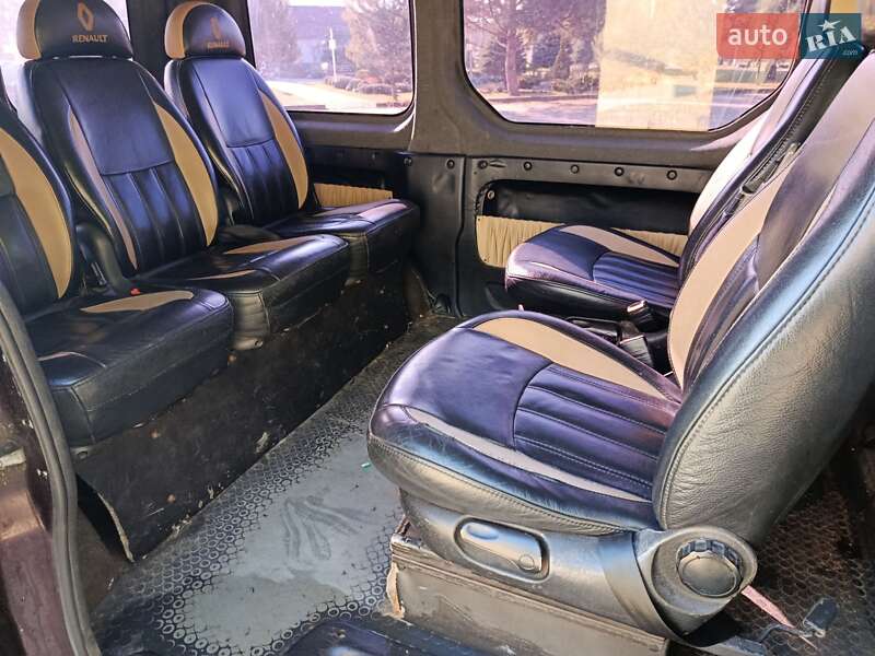 Минивэн Renault Trafic 2006 в Львове