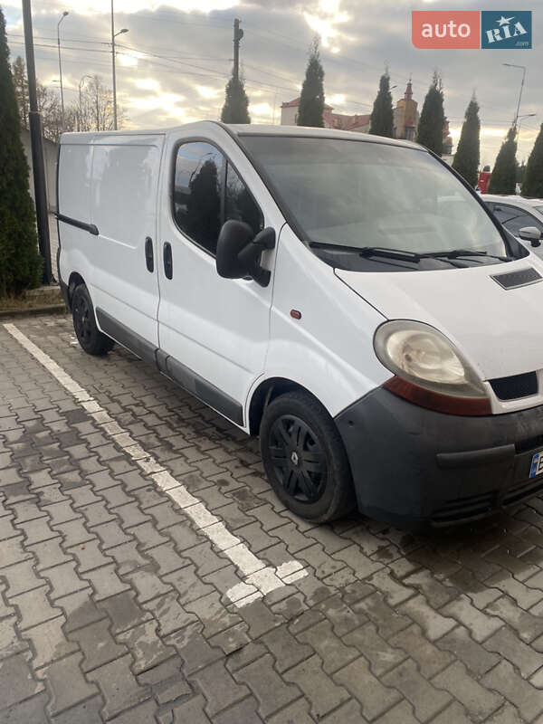 Грузовой фургон Renault Trafic 2002 в Тернополе фото 2 Грузовой фургон Renault Trafic 2002 в Тернополе