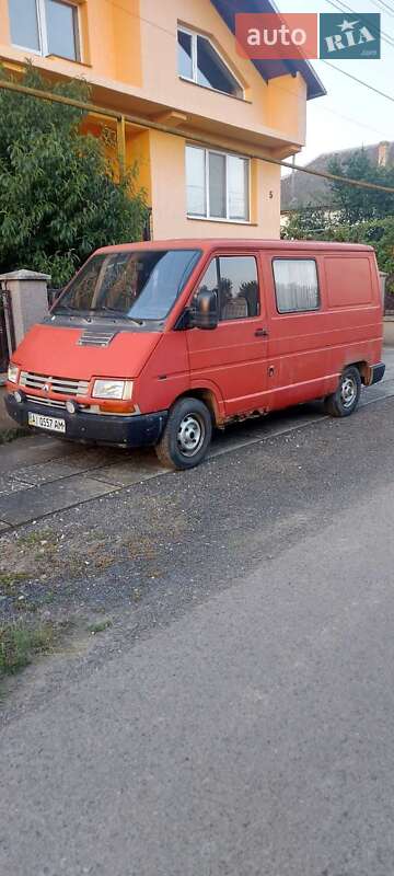Минивэн Renault Trafic 1997 в Виноградове фото Минивэн Renault Trafic 1997 в Виноградове