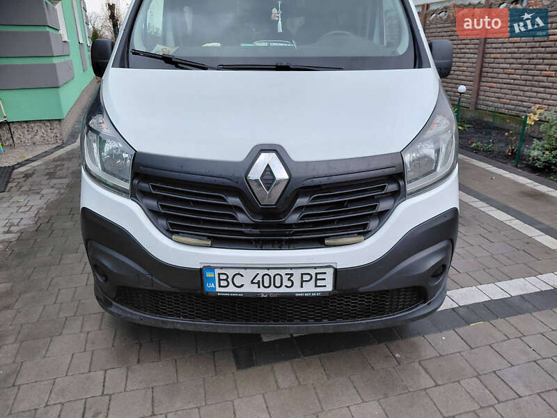 Renault Trafic 2015