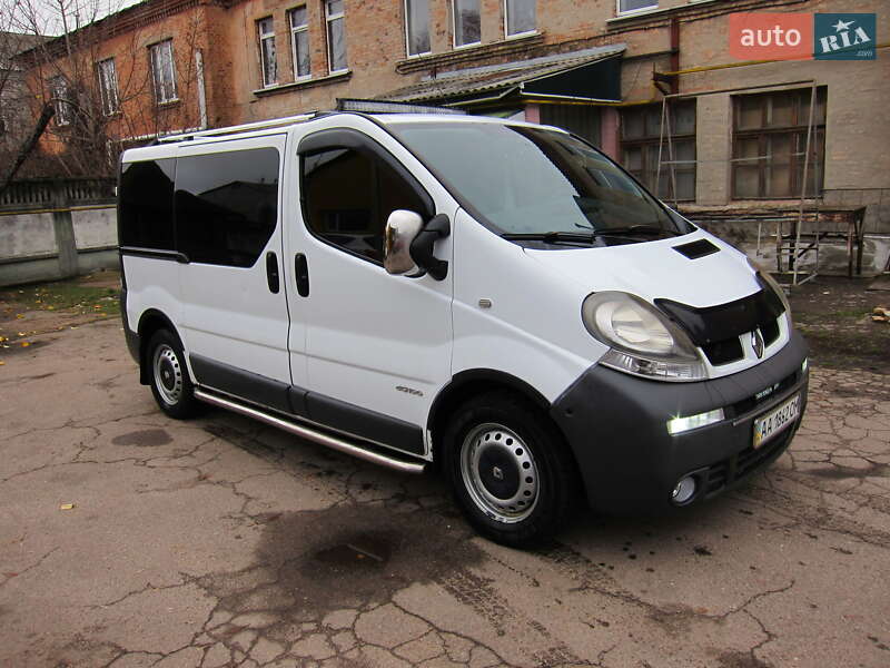 Минивэн Renault Trafic 2004 в Чернигове