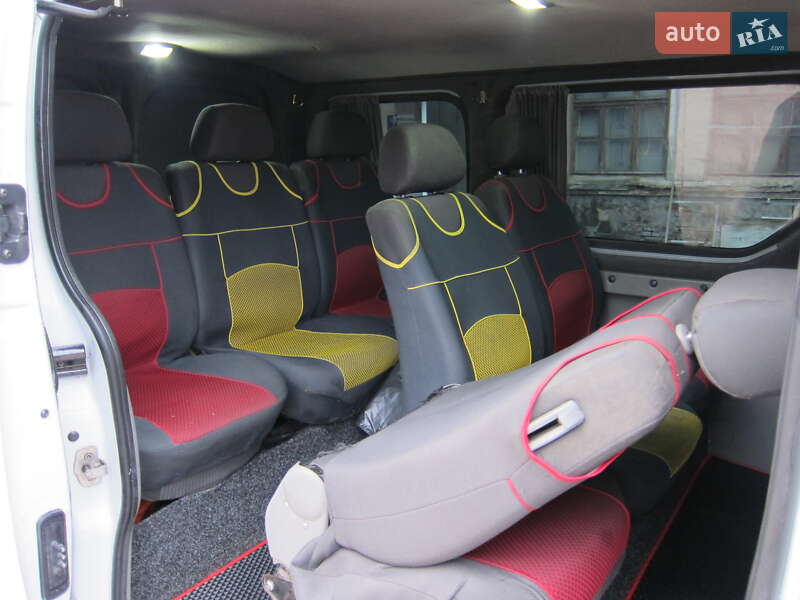 Минивэн Renault Trafic 2004 в Чернигове