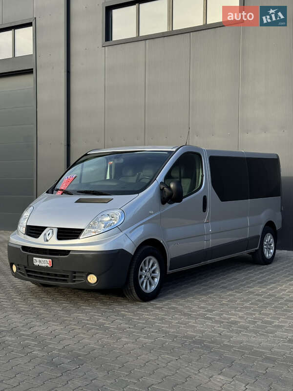 Минивэн Renault Trafic 2014 в Луцке