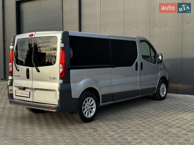Минивэн Renault Trafic 2014 в Луцке