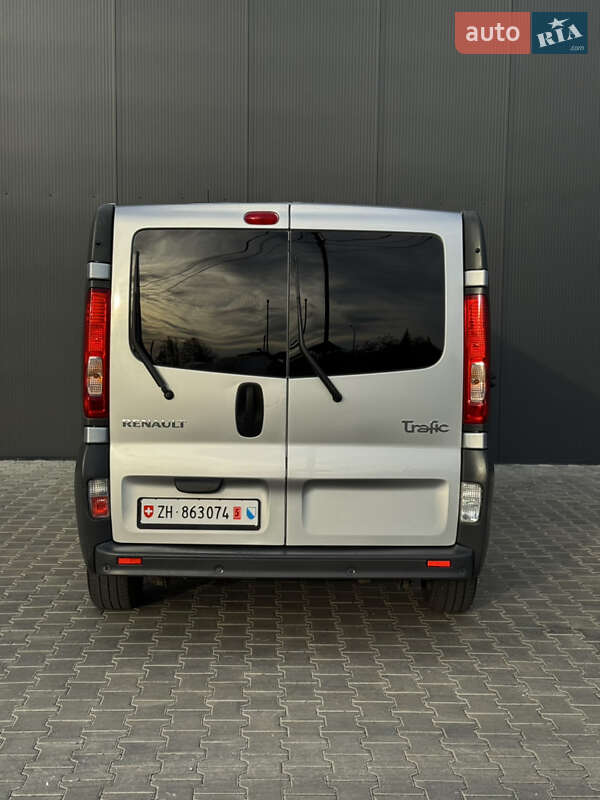 Минивэн Renault Trafic 2014 в Луцке
