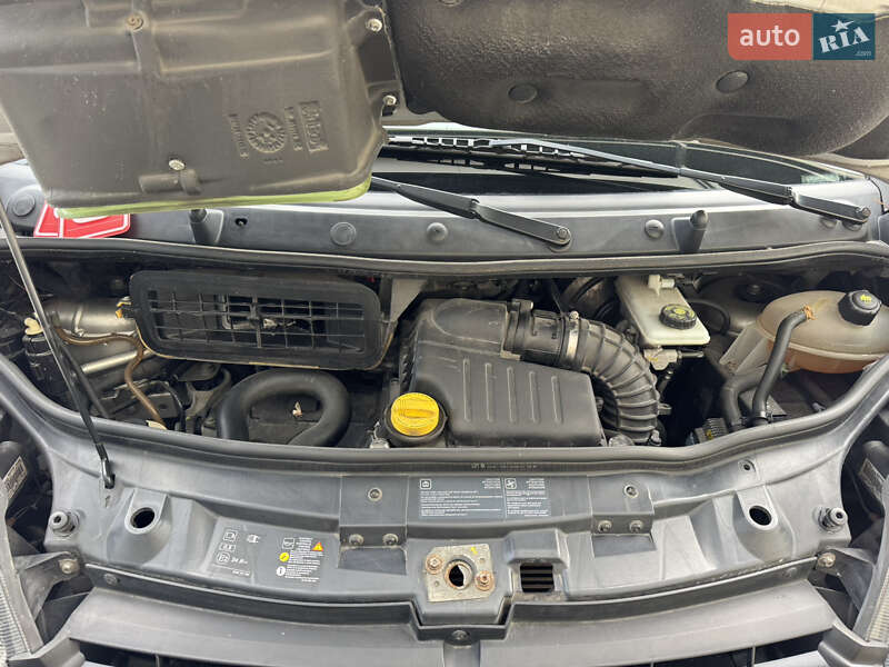 Минивэн Renault Trafic 2014 в Луцке