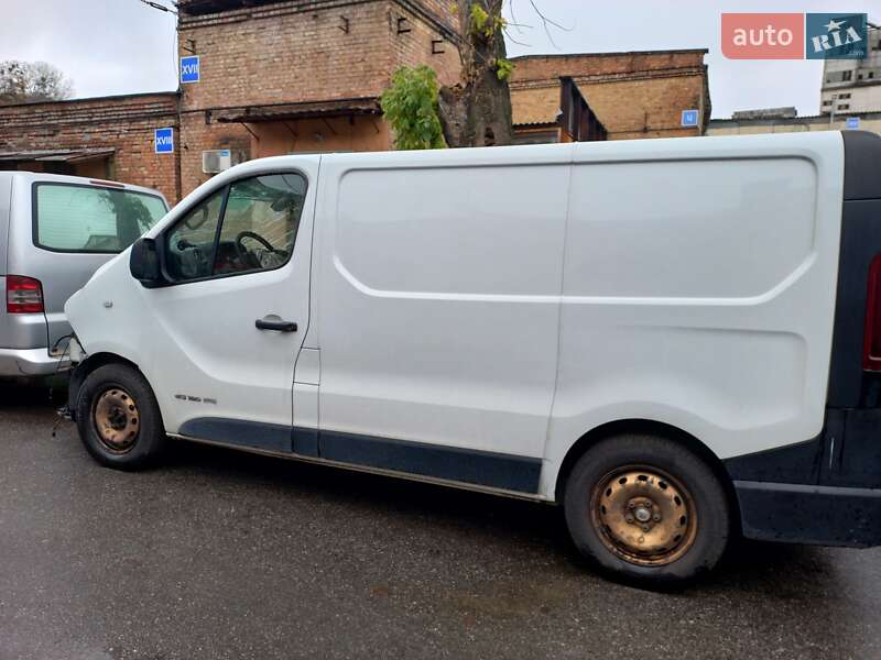 Грузовой фургон Renault Trafic 2014 в Киеве