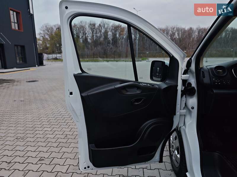 Минивэн Renault Trafic 2021 в Дубно фото 15 Минивэн Renault Trafic 2021 в Дубно