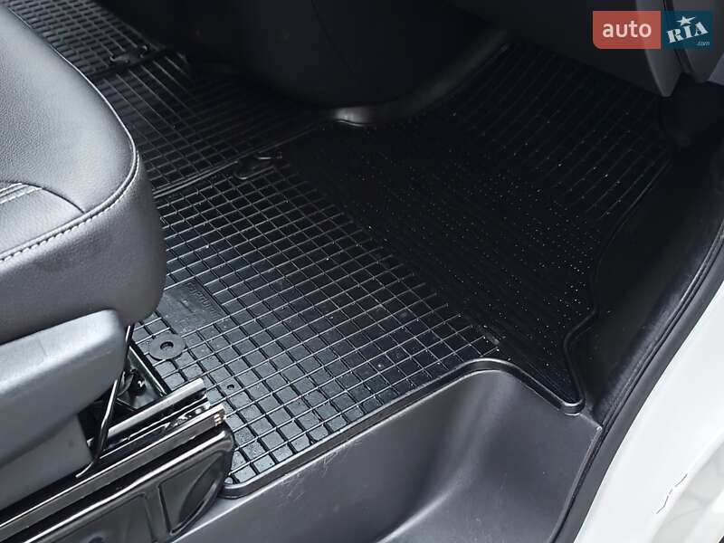 Минивэн Renault Trafic 2021 в Дубно фото 51 Минивэн Renault Trafic 2021 в Дубно