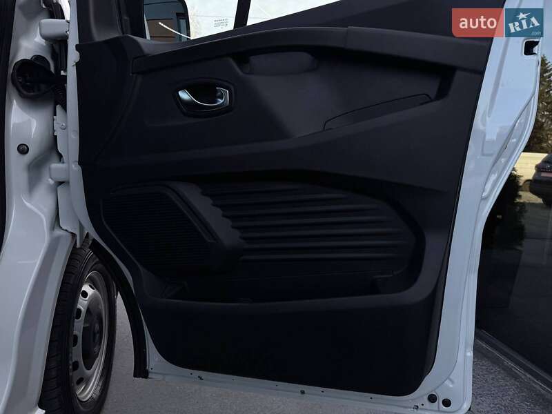 Минивэн Renault Trafic 2022 в Ровно фото 70 Минивэн Renault Trafic 2022 в Ровно