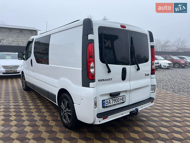 Минивэн Renault Trafic 2014 в Знаменке фото 7 Минивэн Renault Trafic 2014 в Знаменке